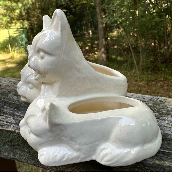 Vintage Triple Cat Succulent Planter - Picture 4 of 6